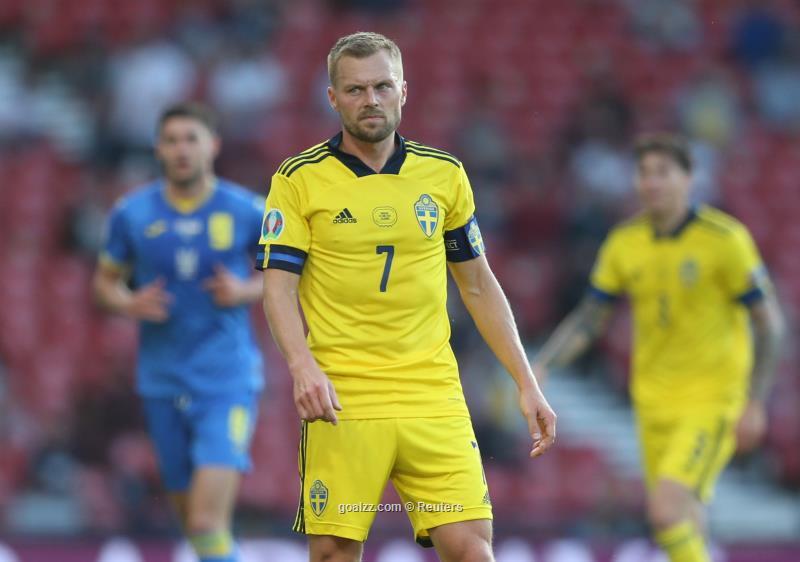 Sweden's Euro captain Larsson retires from internationals